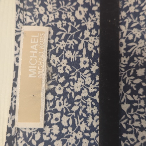 Michael kors blouse - Picture 2 of 3